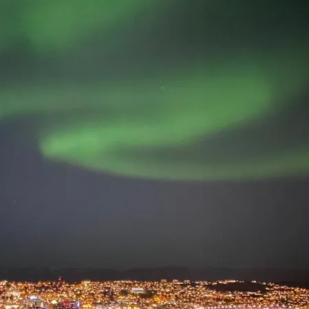 Lägenhet Cozy With A Lovely View Tromsø