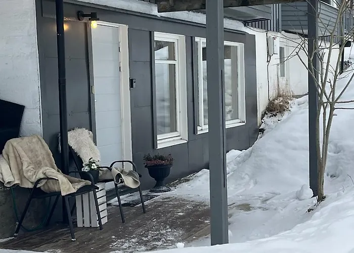 Cozy With A Lovely View *