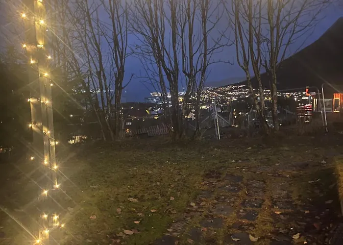 דירה Cozy With A Lovely View טרומסה